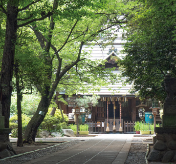 天祖神社（現地より約120m 徒歩2分）